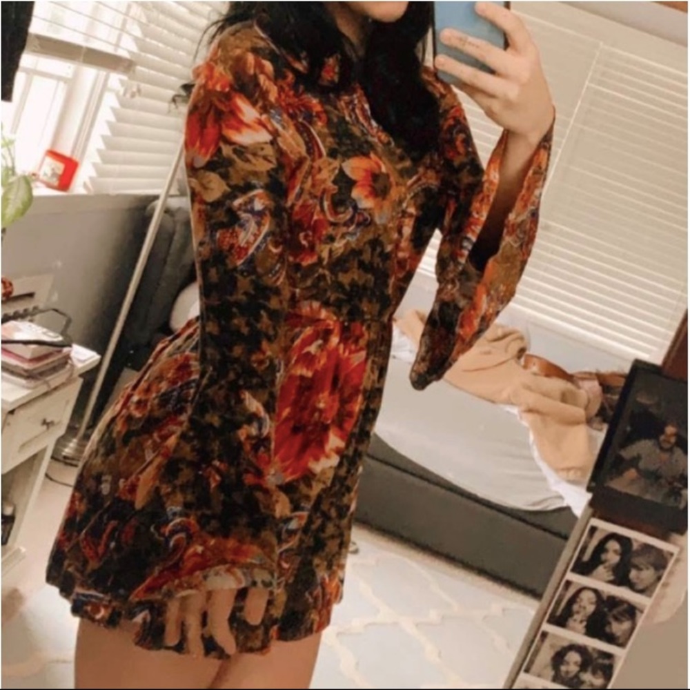 Dress - Picture 3 of 3